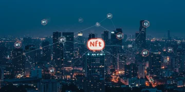 Cidade digital futurista com redes blockchain brilhantes e NFTs flutuantes, simbolizando a integração de Web3 e NFTs no marketing digital de 2025.